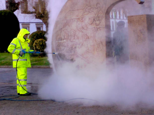 Why Choose Our Certified Pressure Washing Experts for Your Project Needs in Carrollton, IL?